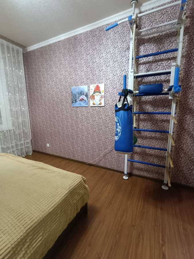 Продаж 2-кімнатної квартири 56 м², Линників, 15