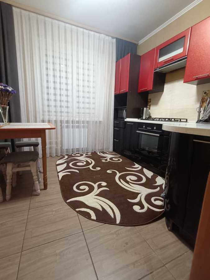 Продаж 2-кімнатної квартири 56 м², Линників, 15