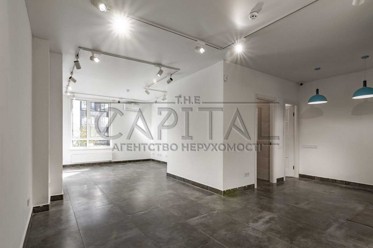 Оренда офісу 52 м², Салютна вул., 2