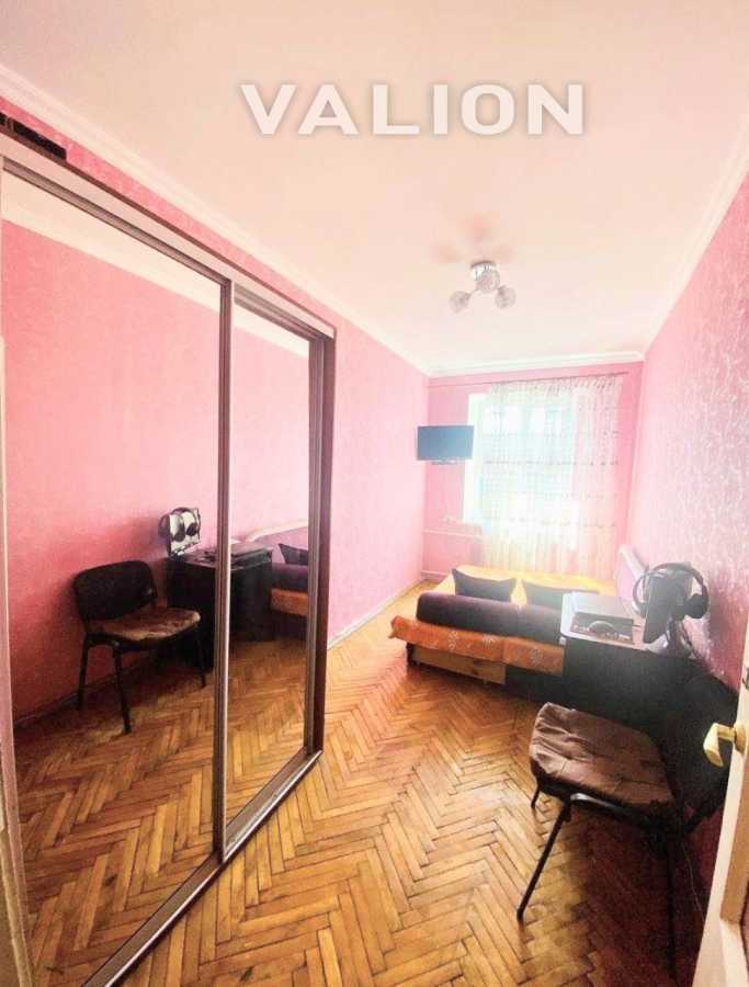 Продаж 3-кімнатної квартири 55.6 м², Новодарницька вул., 23/7