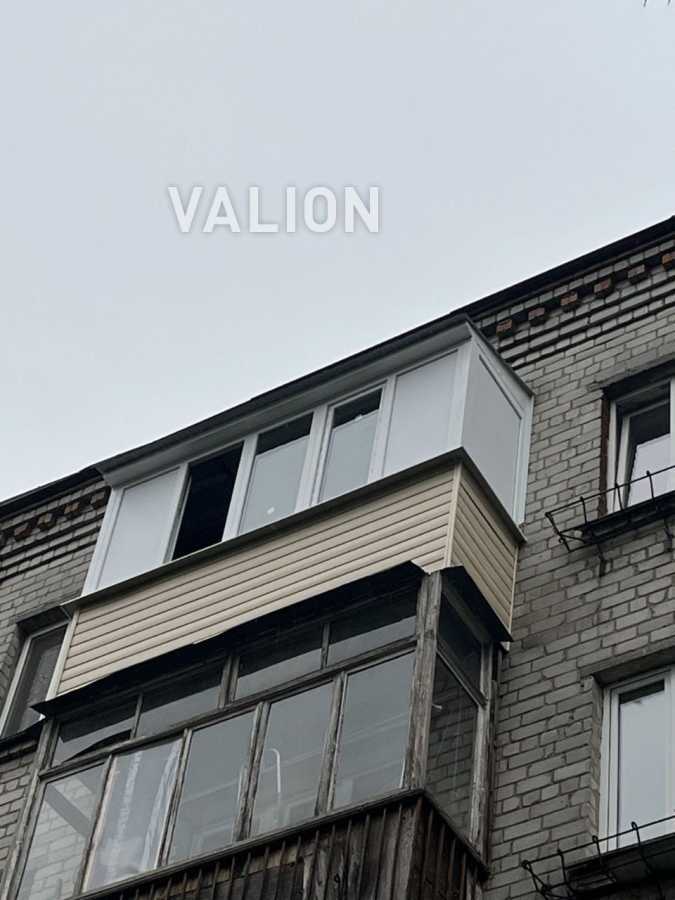 Продаж 3-кімнатної квартири 55.6 м², Новодарницька вул., 23/7