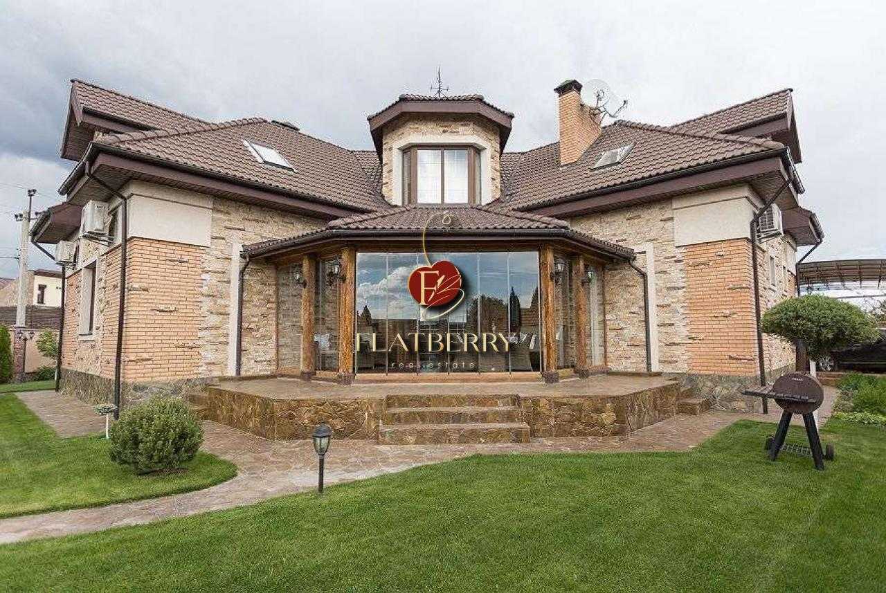 Оренда будинку 180 м², Європейська вул., 1