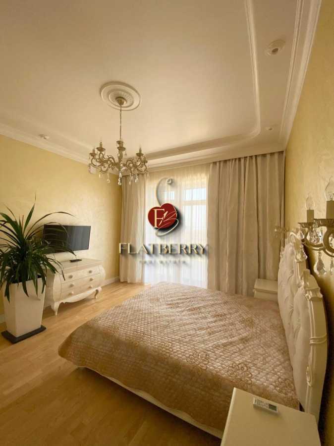Оренда будинку 180 м², Європейська вул., 1