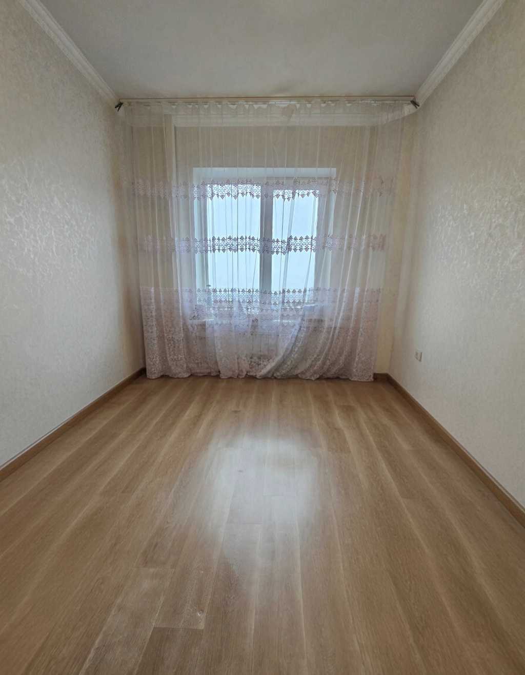 Продаж 3-кімнатної квартири 73 м², Академічний пров.