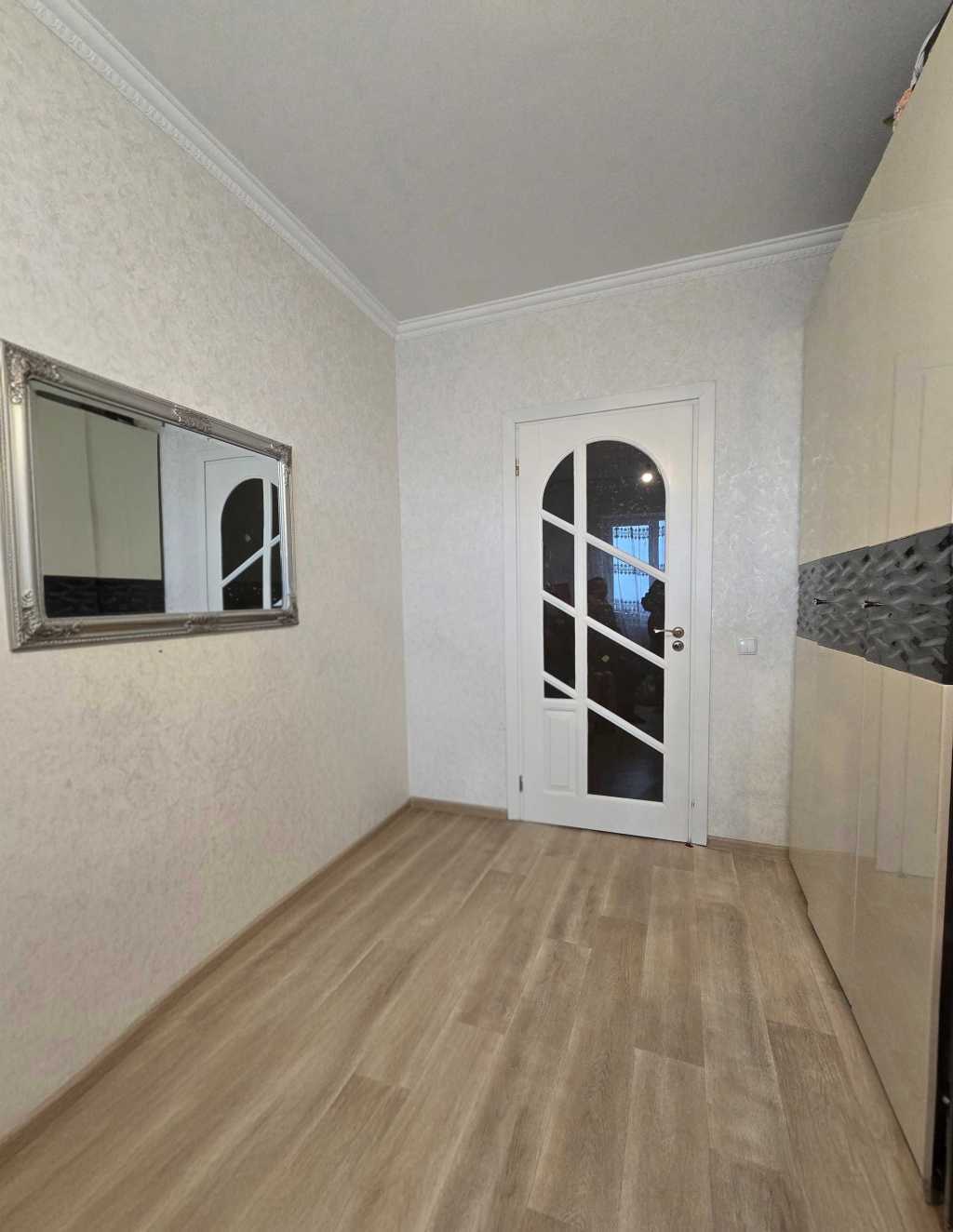 Продаж 3-кімнатної квартири 73 м², Академічний пров.