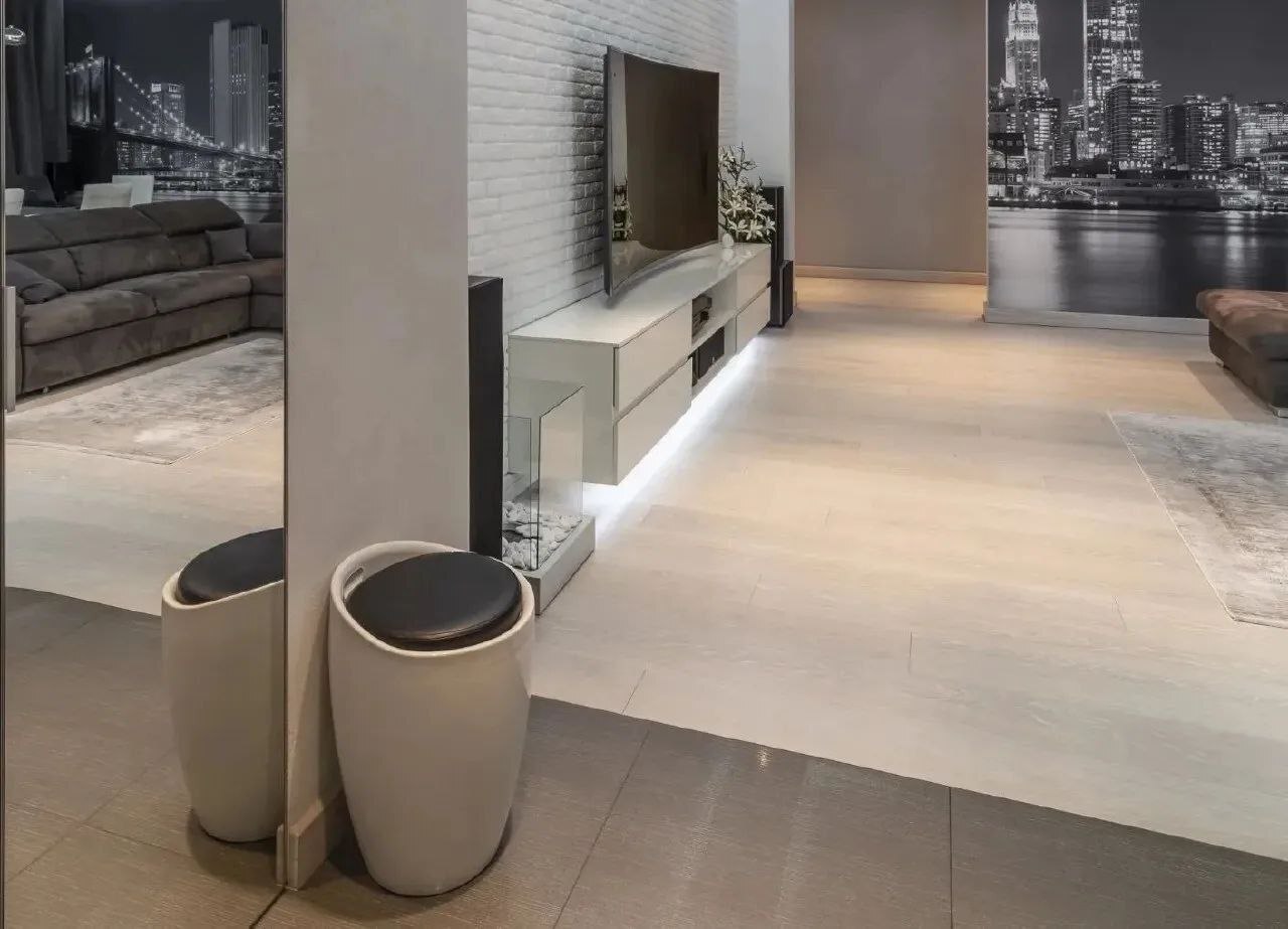 Продаж 3-кімнатної квартири 125 м², Крутогорна вул.