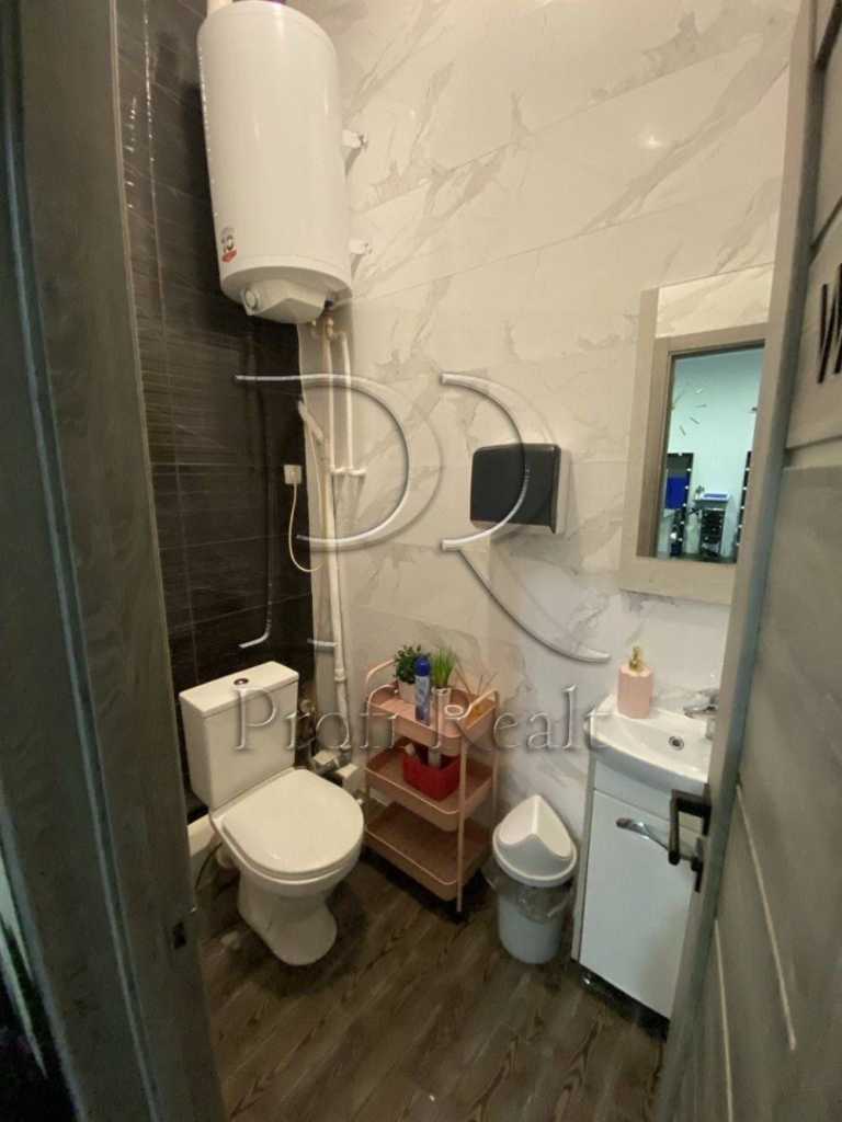 Продаж приміщення вільного призначення 50 м², Садівна вул., 1В