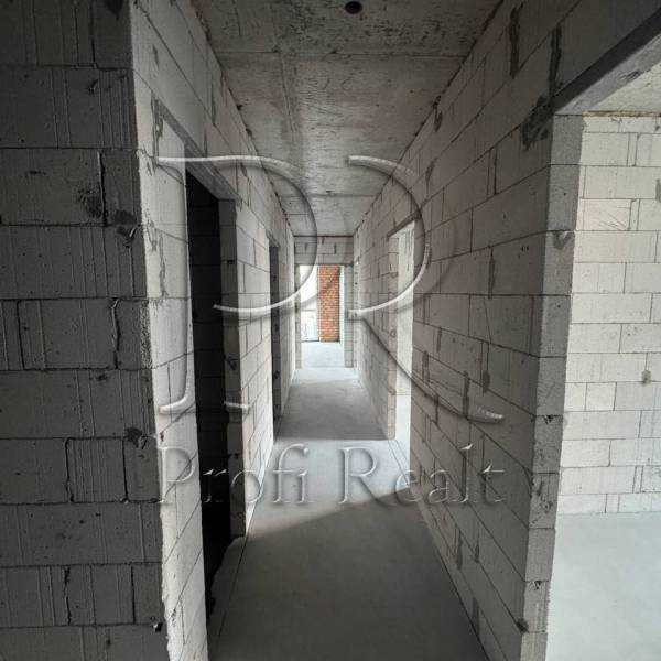 Продаж 3-кімнатної квартири 90 м², Причальна вул., 10