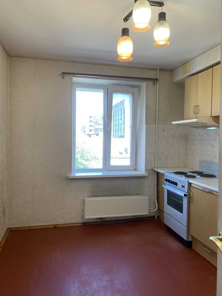 Продаж 2-кімнатної квартири 65 м², Золотоустівська вул., 4