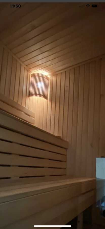 Дом посуточно 250 м², Деснянська, 17