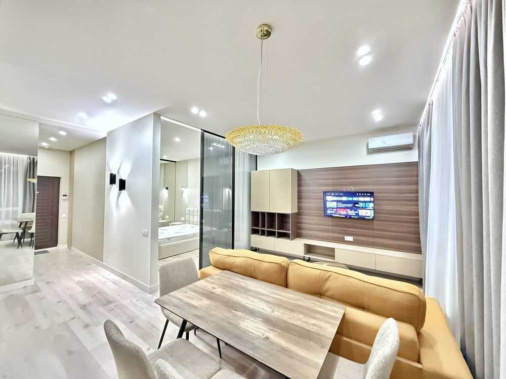 Аренда 1-комнатной квартиры 50 м², Жилянская ул., 68