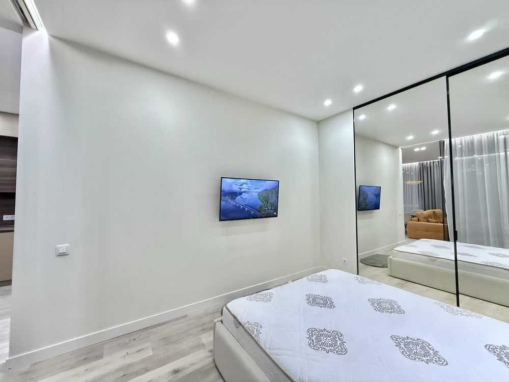 Аренда 1-комнатной квартиры 50 м², Жилянская ул., 68