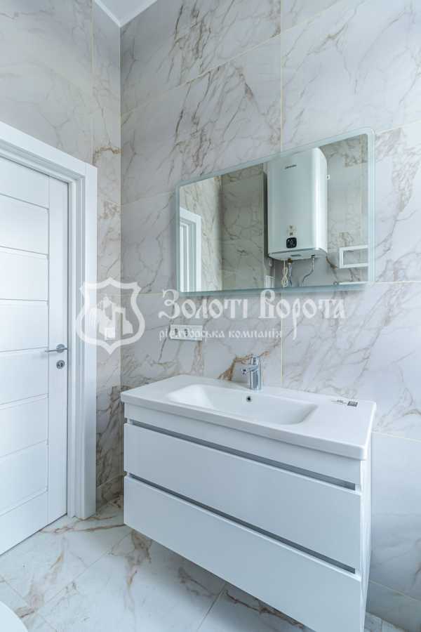 Продажа 1-комнатной квартиры 32.8 м², Дмитрия Луценко ул., 2в