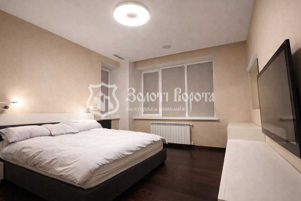 Продажа 4-комнатной квартиры 158 м², Срибнокильская ул., 3А