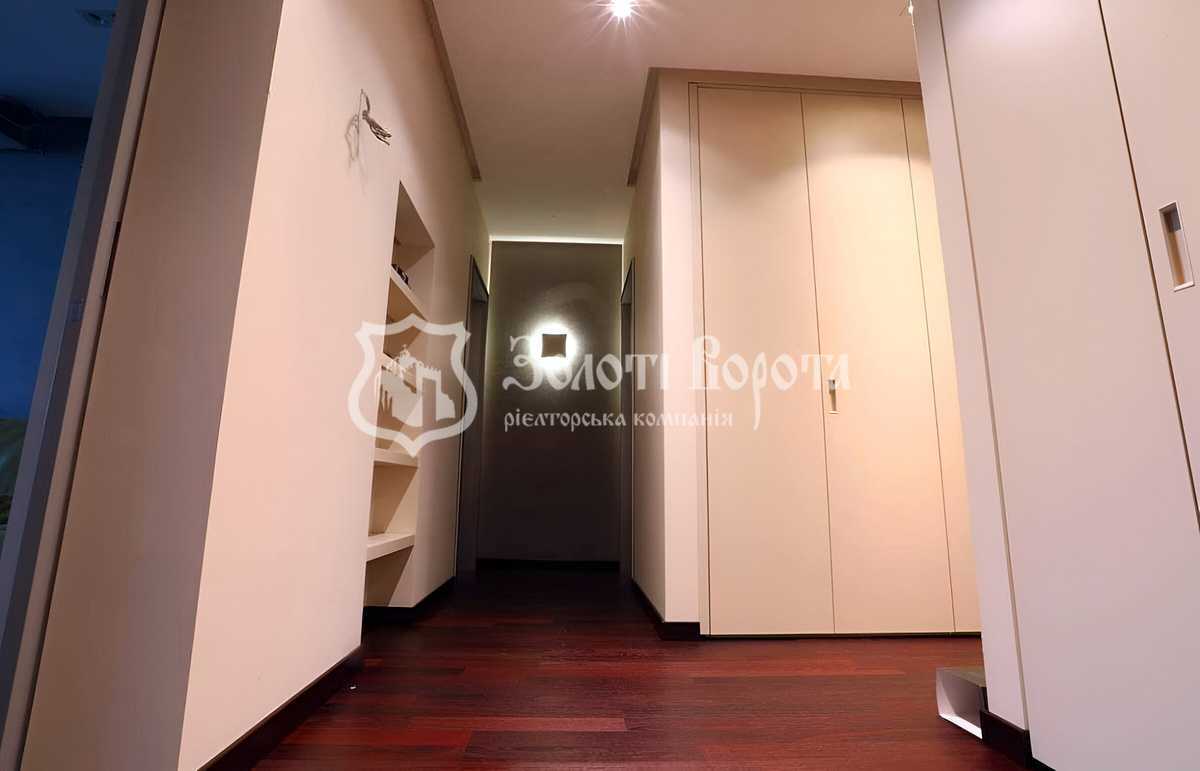 Продажа 4-комнатной квартиры 158 м², Срибнокильская ул., 3А