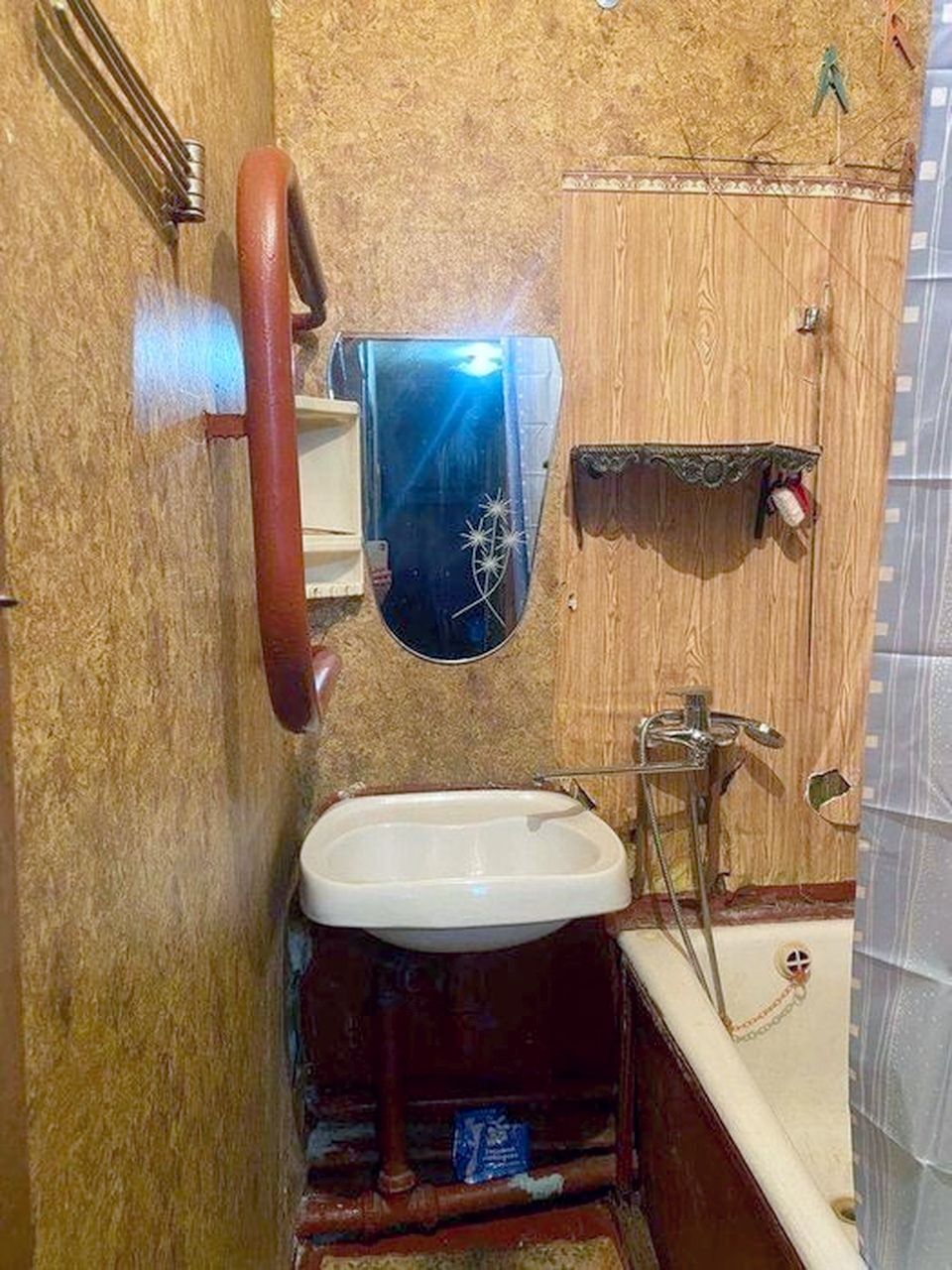 Продаж 3-кімнатної квартири 63 м², Донецьке шосе, 15