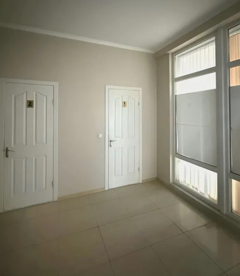 Аренда помещения свободного назначения 305 м², Франко Ивана ул.