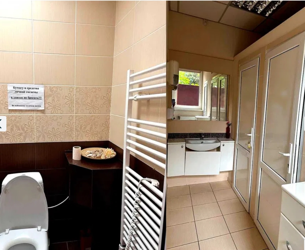 Аренда помещения свободного назначения 240 м², Шампанский пер.