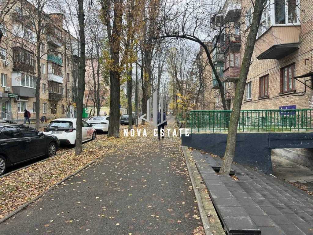 Аренда другого торгового помещения 40 м², Німанська, 4