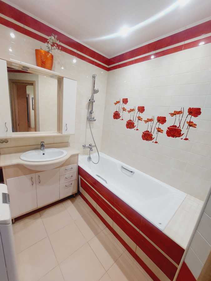 Аренда 3-комнатной квартиры 88 м², Приречная ул., 37