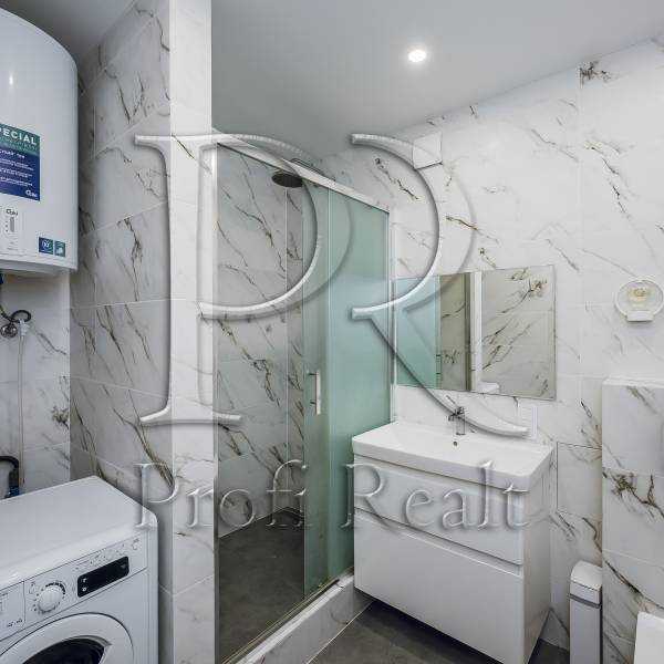 Продажа 1-комнатной квартиры 41 м², Привокзальная ул., 10