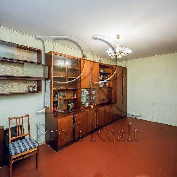Продаж 3-кімнатної квартири 72 м², Булгакова вул., 3