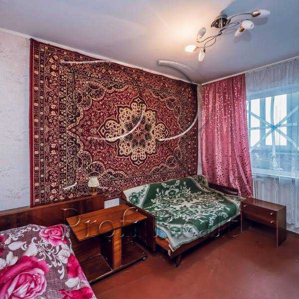 Продаж 3-кімнатної квартири 72 м², Булгакова вул., 3