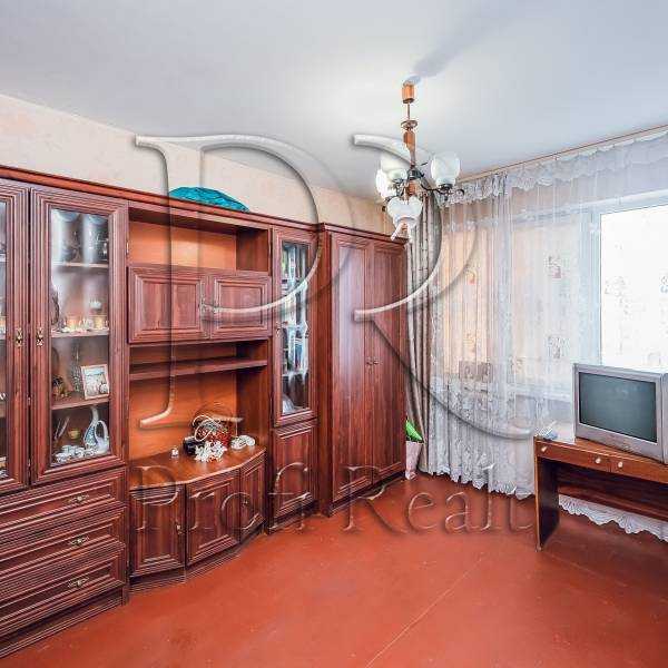Продаж 3-кімнатної квартири 72 м², Булгакова вул., 3