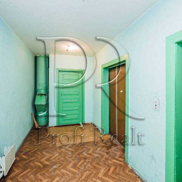 Продаж 3-кімнатної квартири 72 м², Булгакова вул., 3