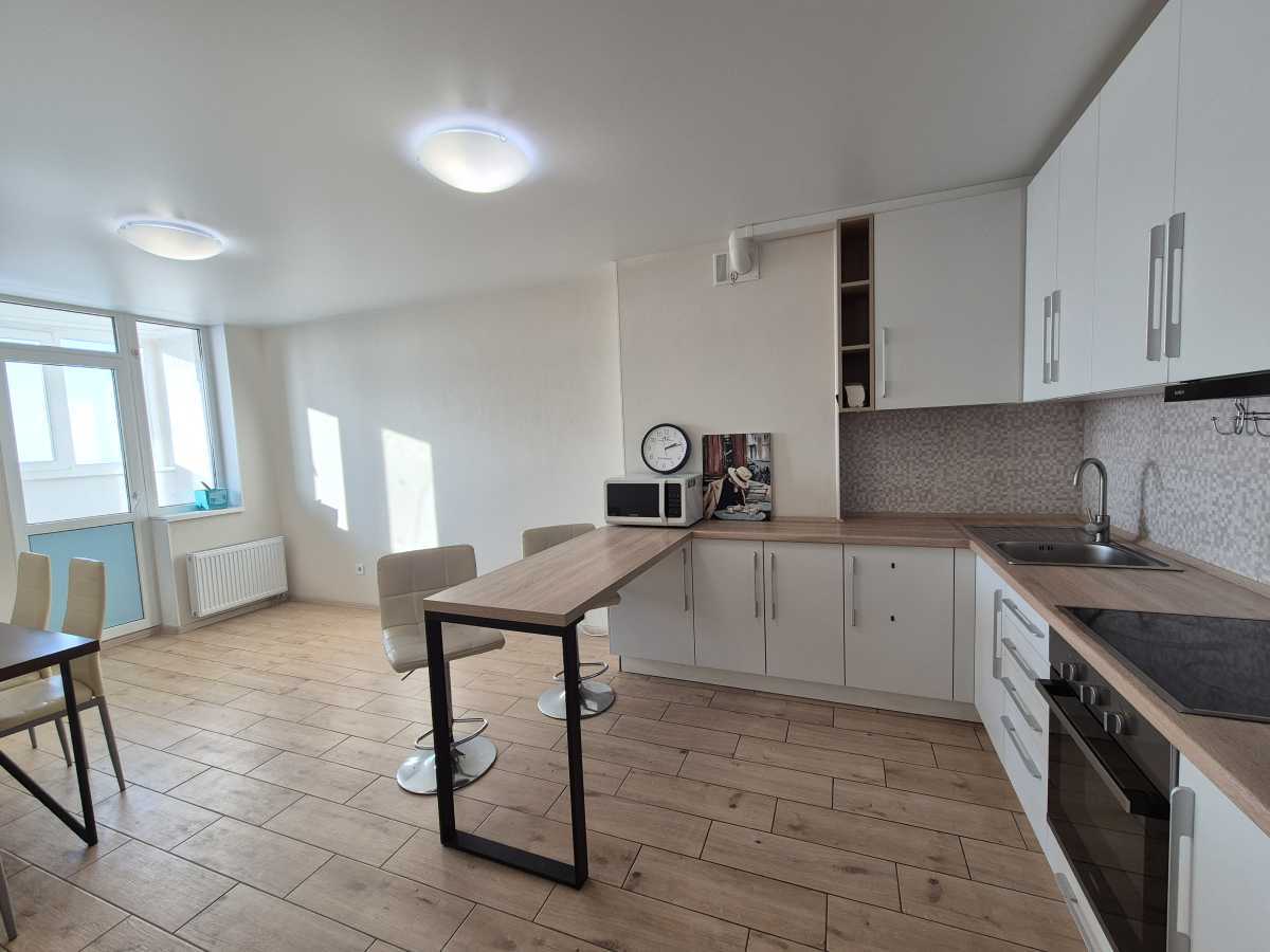 Аренда 2-комнатной квартиры 71 м², Академика Глушкова просп., 101