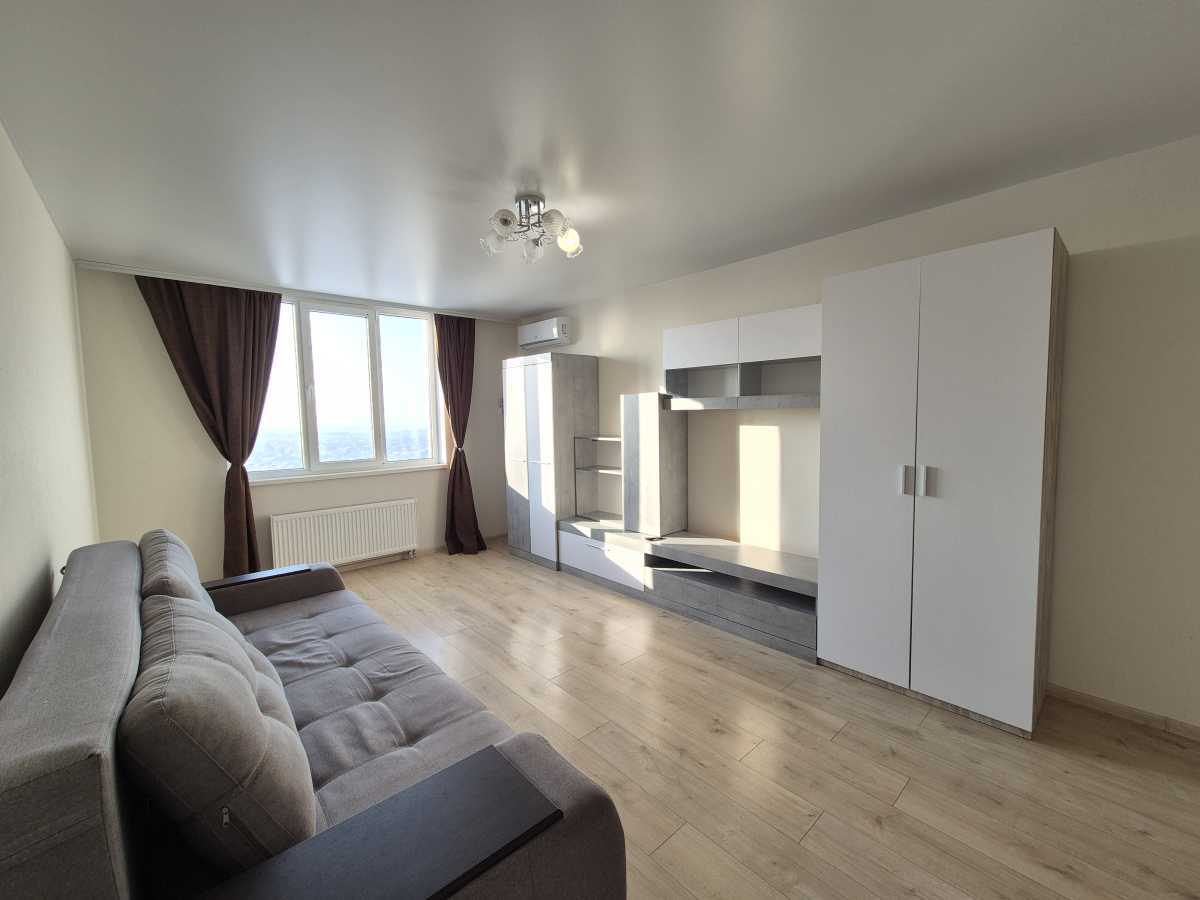 Аренда 2-комнатной квартиры 71 м², Академика Глушкова просп., 101