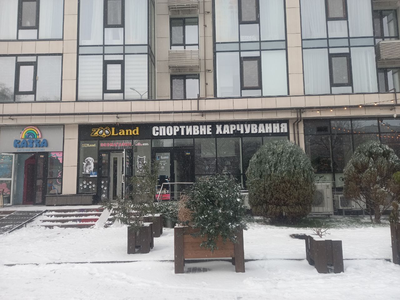 Аренда магазина 72 м², Славы бул., 2Д