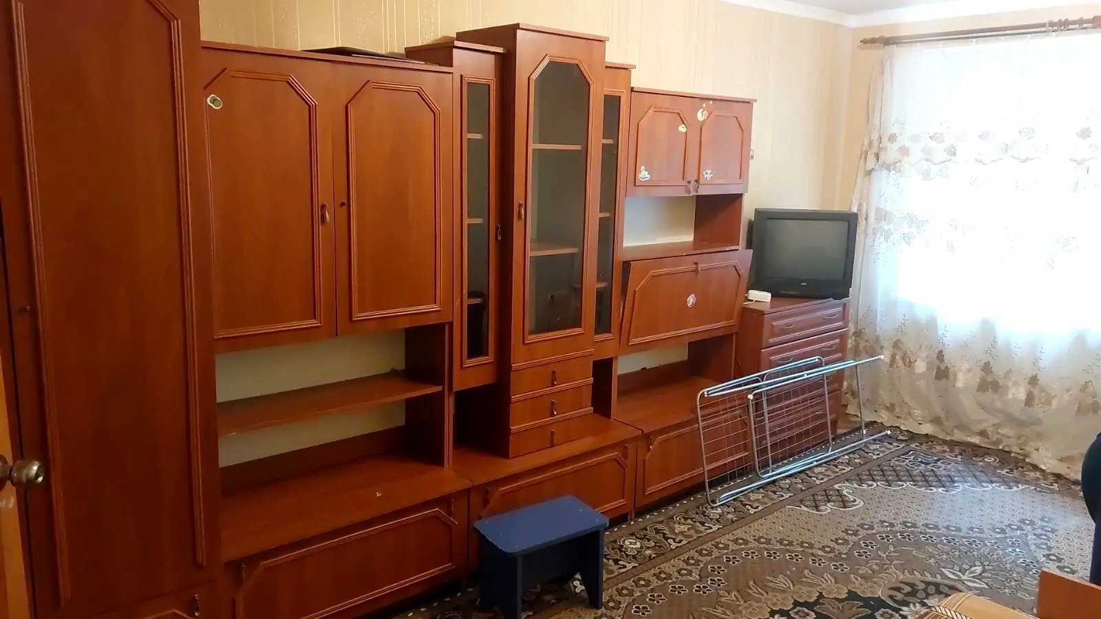 Оренда 2-кімнатної квартири 45 м², Салютна вул., 25А