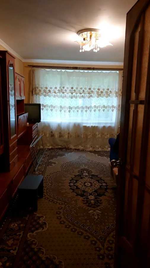 Оренда 2-кімнатної квартири 45 м², Салютна вул., 25А