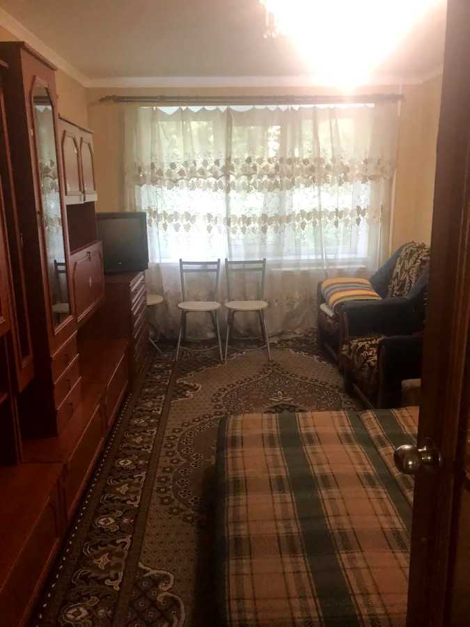 Оренда 2-кімнатної квартири 45 м², Салютна вул., 25А