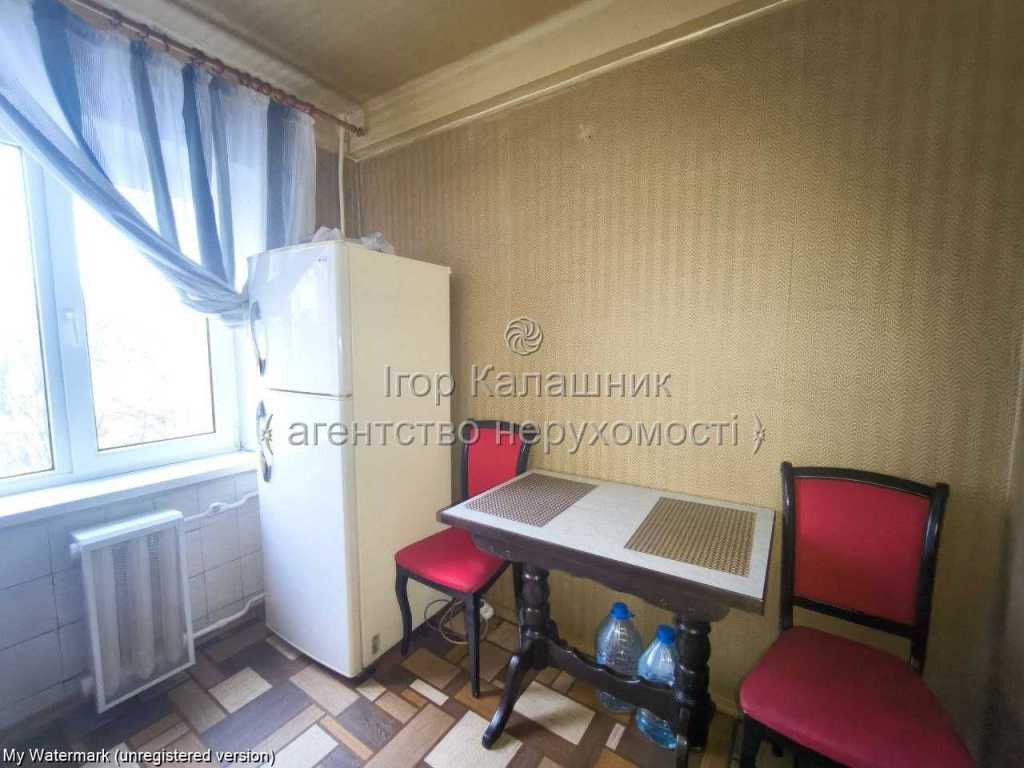 Оренда 2-кімнатної квартири 40 м², Верховної Ради бул., 16