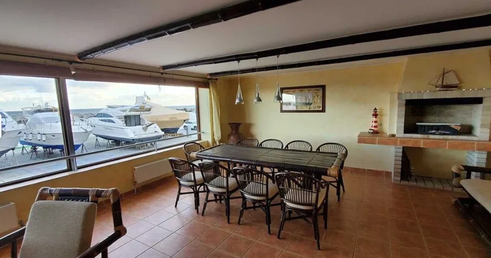 Аренда коттеджа 311 м², Новобереговая ул.