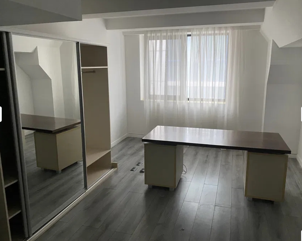 Оренда офісу 300 м², Буніна вул.