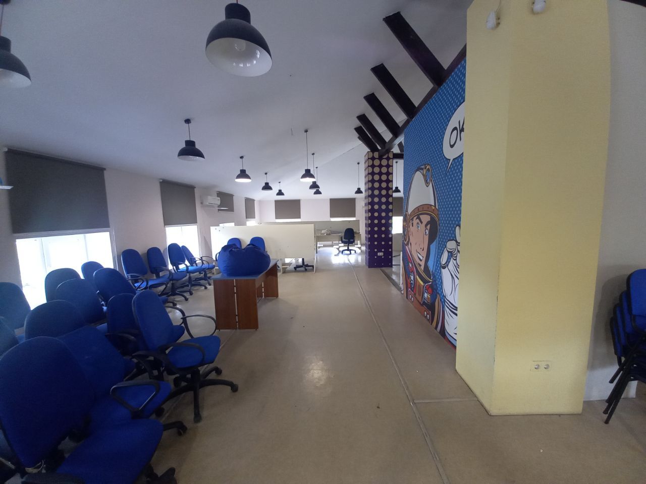 Оренда офісу 200 м², Михайла Грушевського вул., 10