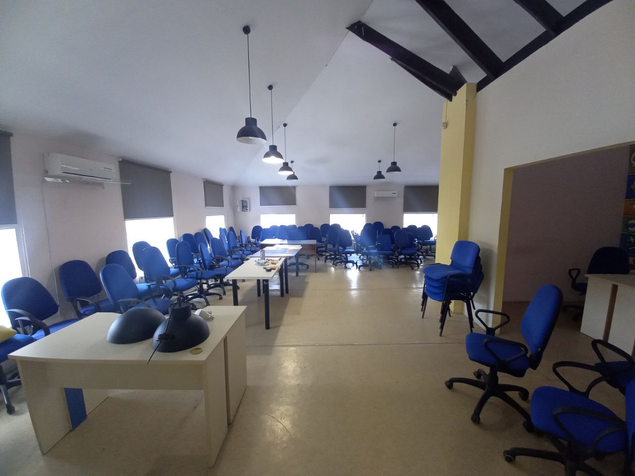 Оренда офісу 200 м², Михайла Грушевського вул., 10