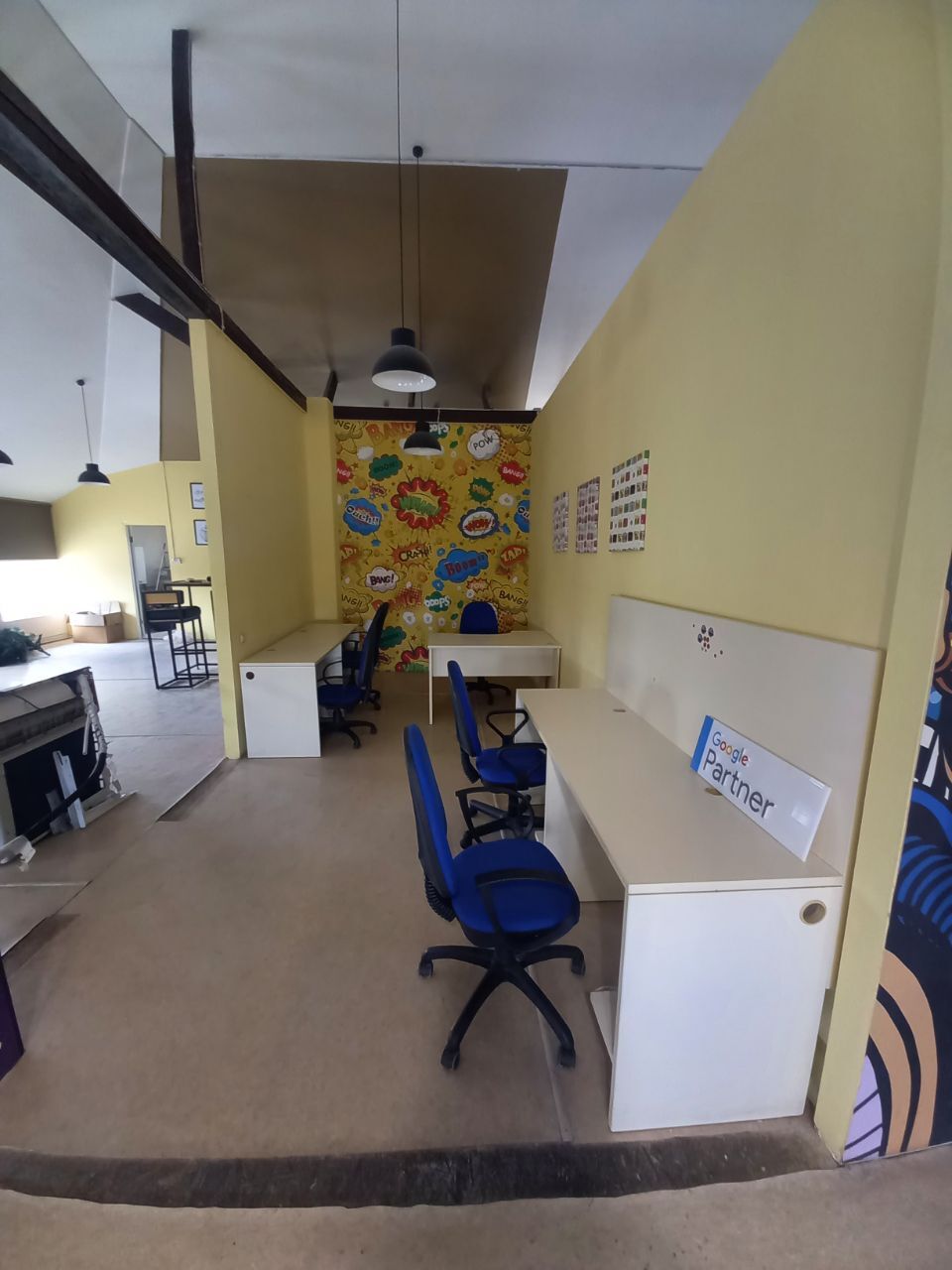 Оренда офісу 200 м², Михайла Грушевського вул., 10