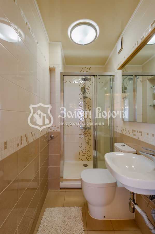 Продажа 3-комнатной квартиры 136.6 м², Саперно-Слободская ул., 22