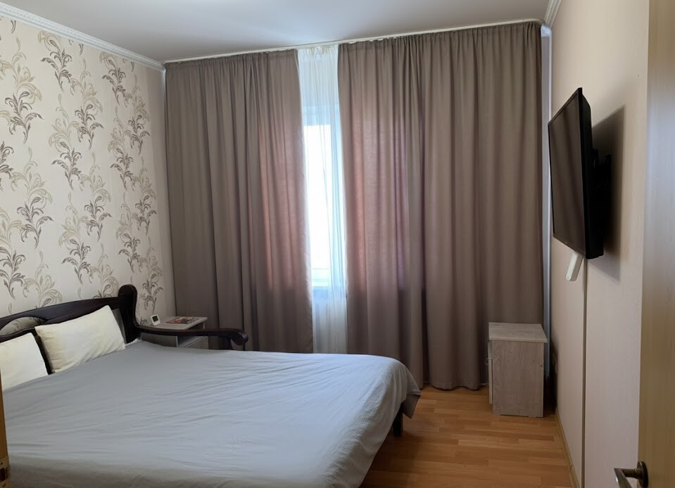 Оренда 2-кімнатної квартири 74 м², Правди просп., 31А