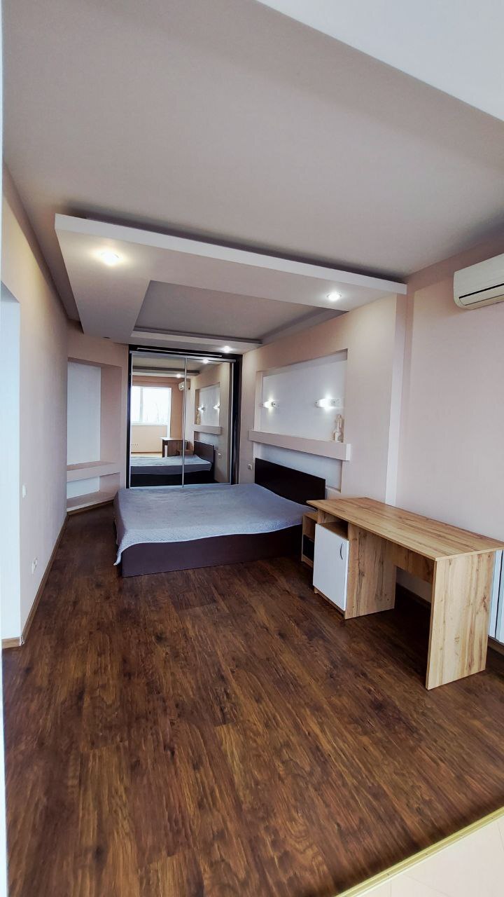 Продажа 1-комнатной квартиры 48 м², Генерала Вишневского пер., 13