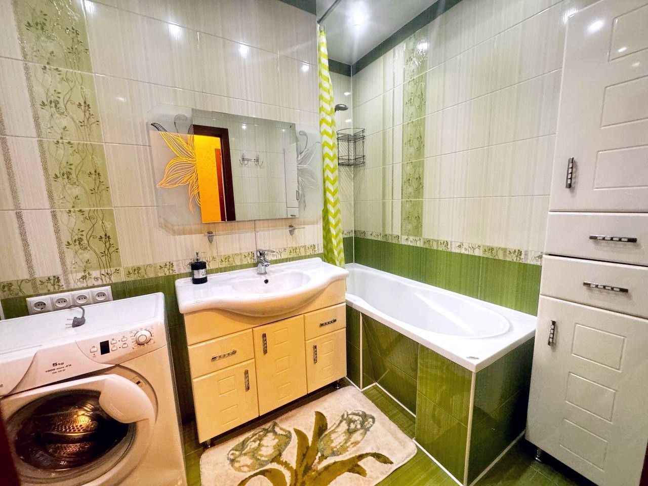 Продажа 3-комнатной квартиры 100 м², 8 Марта (Слобожанское) ул., 9В