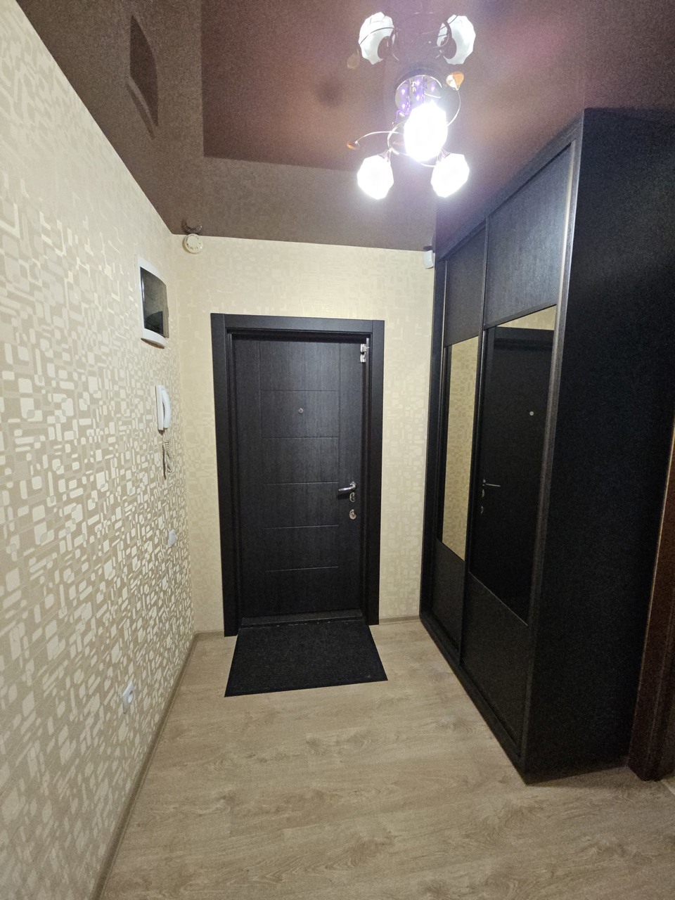 Продажа 3-комнатной квартиры 100 м², 8 Марта (Слобожанское) ул., 9В