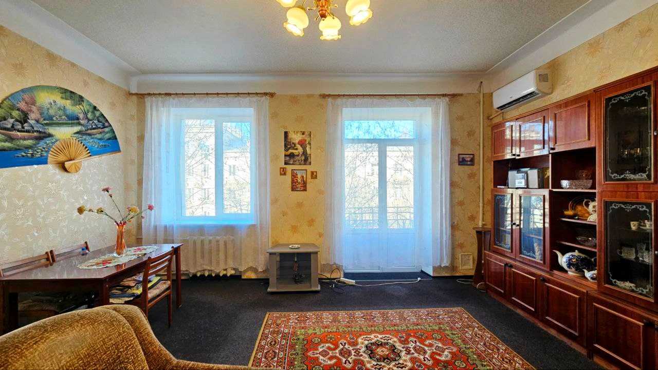 Продаж 2-кімнатної квартири 57.1 м², Тараса Шевченко вул., 27/29