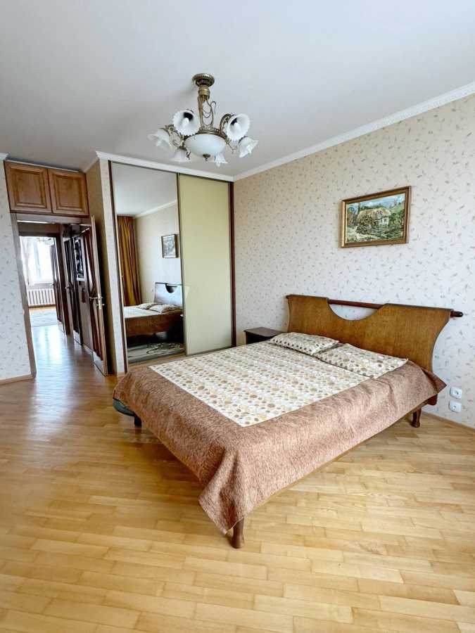 Аренда 3-комнатной квартиры 107 м², Петра Григоренко просп., 28