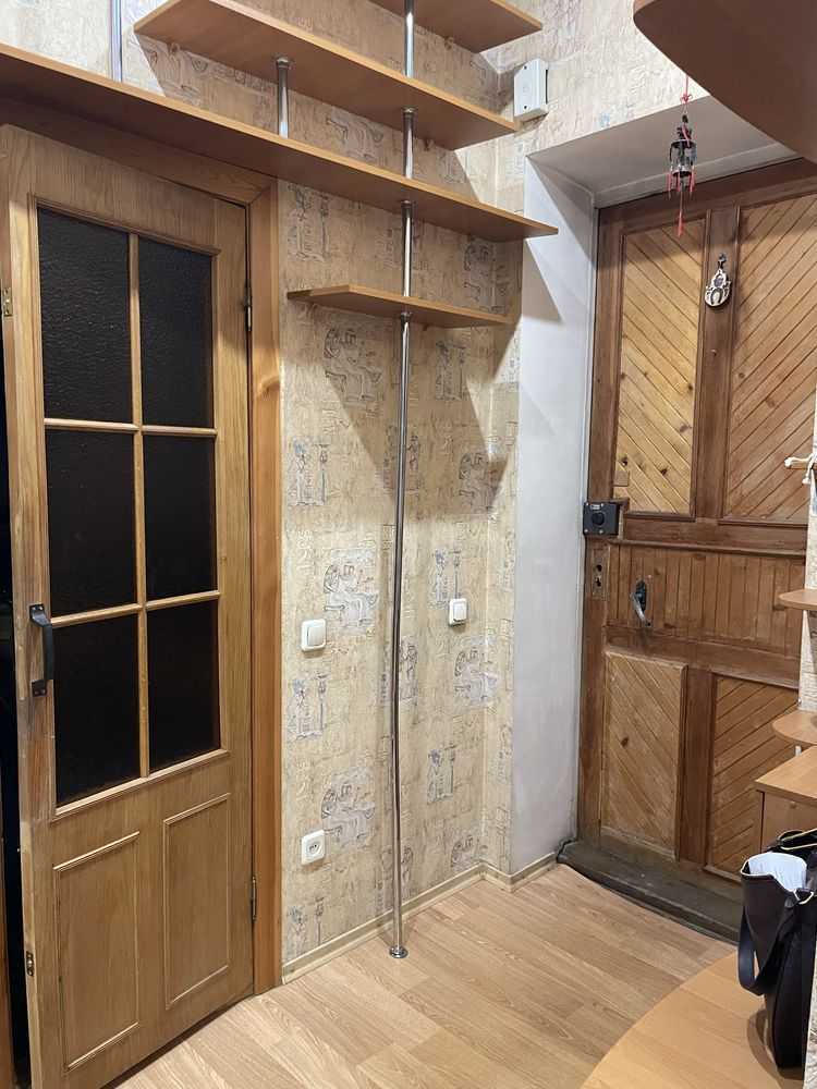 Продаж 1-кімнатної квартири 35 м², Тітова вул., 1