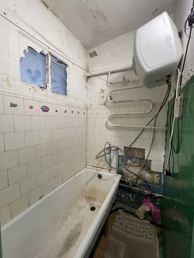 Продаж 3-кімнатної квартири 56.4 м², Олени Теліги вул., 13/14